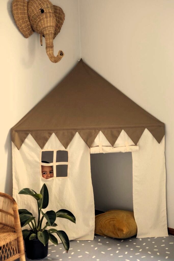 Corner Play Tent